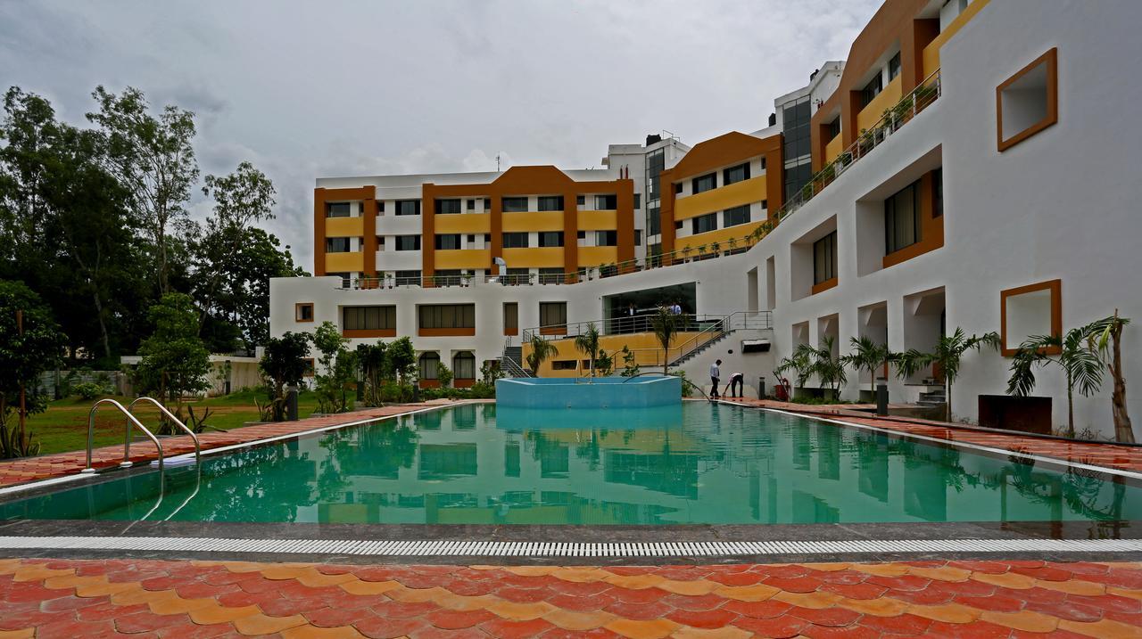 Hotel Kamlesh Continental Angul Exteriér fotografie