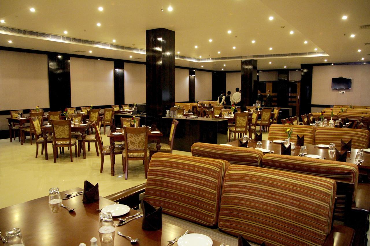 Hotel Kamlesh Continental Angul Exteriér fotografie