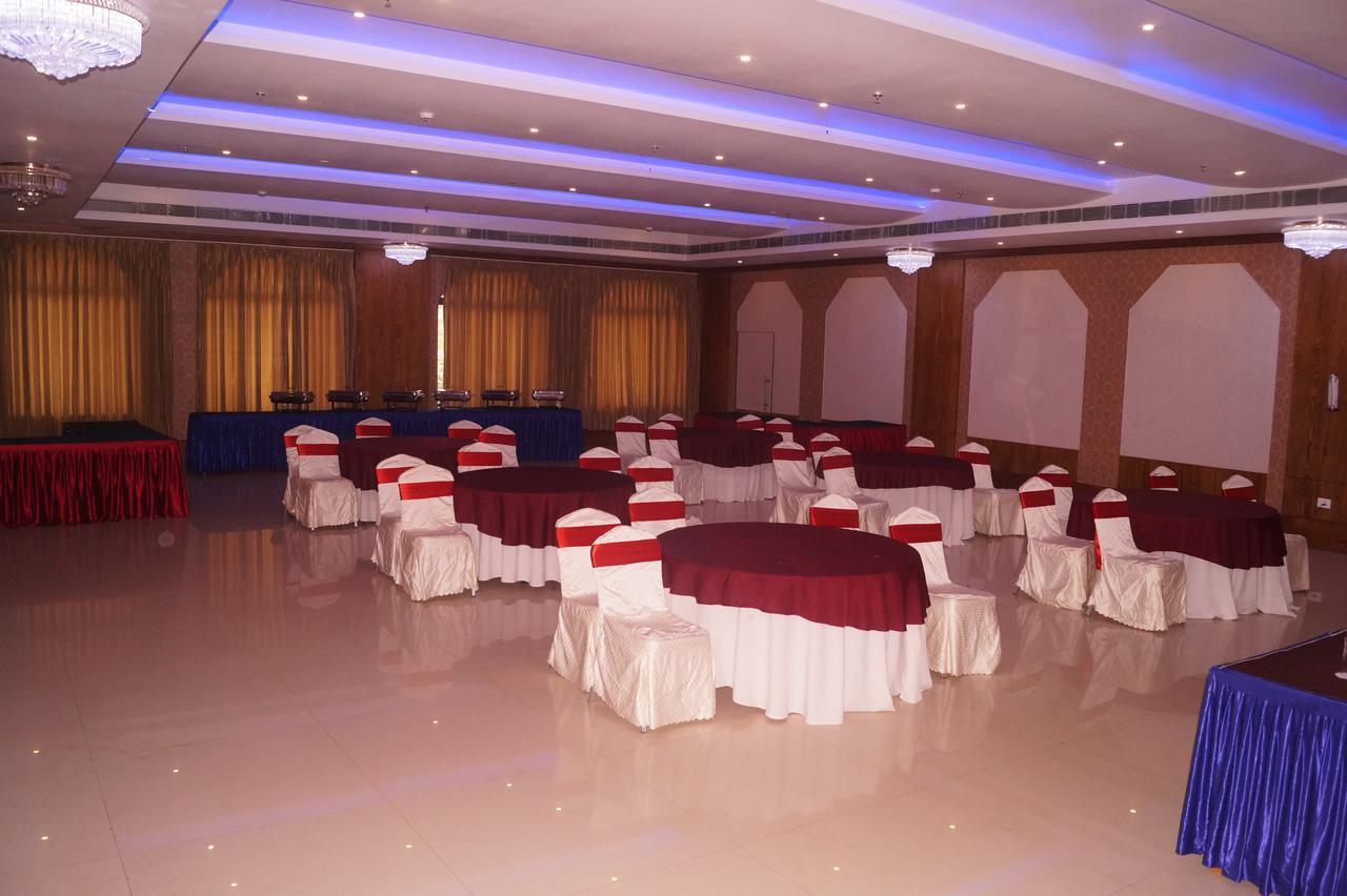 Hotel Kamlesh Continental Angul Exteriér fotografie