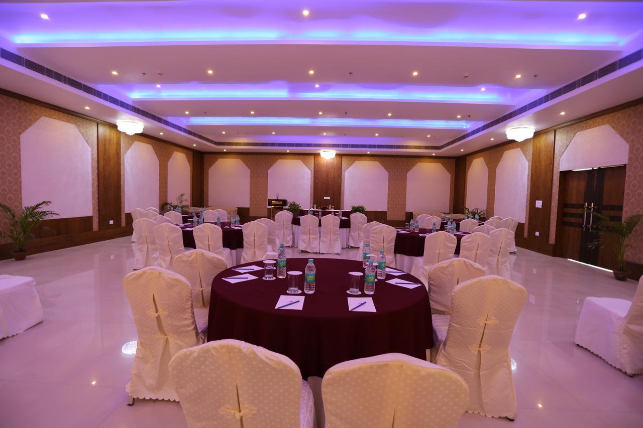 Hotel Kamlesh Continental Angul Exteriér fotografie