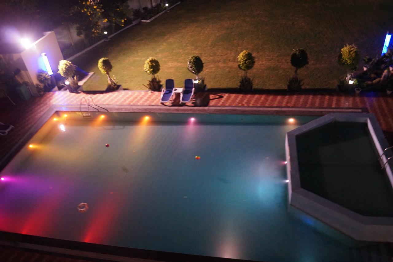 Hotel Kamlesh Continental Angul Exteriér fotografie